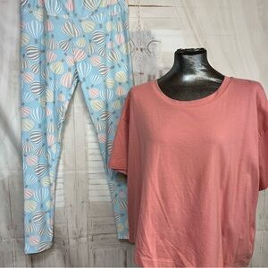 LuLaRoe 2XL Boxy T with TC leggings